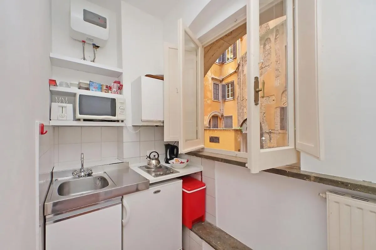 Pantheon Apartment Rondanini ローマ
