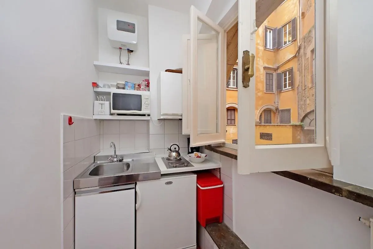 Pantheon Apartment Rondanini ローマ 0*,